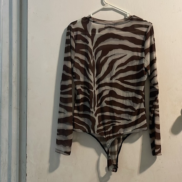 Express Black and Brown Asymmetrical Long Sleeve Bodysuit - Picture 3 of 3